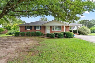 202 Dundas Rd, Abbeville, SC 29620