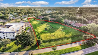 1460 Par St NE, Palm Bay, FL 32905