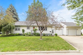 311 S Cleveland Ave, Bradley, IL 60915