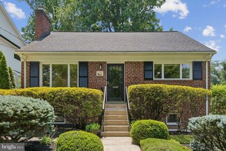 4414 Westbrook Ln, Kensington, MD 20895