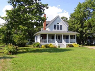 166 Kings Hwy, Kennebunkport, ME 04046
