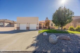 6430 Bent Tree Cir, Farmington, NM 87402