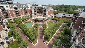 300 W 5th St Unit 812, Charlotte, NC 28202