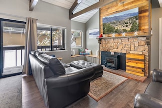 1629 Majestic Pines Dr Unit 56, Mammoth Lakes, CA 93546
