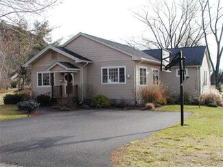 20 Mountain Rd, South Deerfield, MA 01373