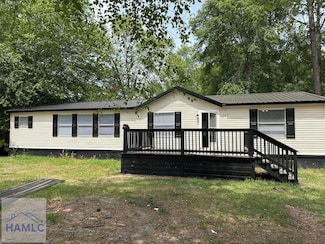 203 Eagle Ct, Springfield, GA 31329