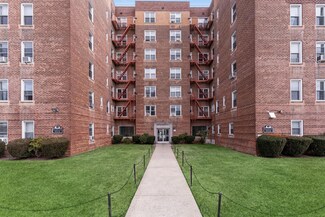 3011 Parsons Blvd Unit 3A, Flushing, NY 11354