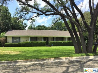 221 E 21st Ave, Belton, TX 76513