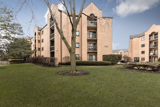 7420 W Lawrence Ave Unit 109, Harwood Heights, IL 60706