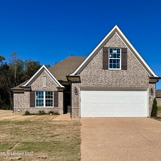 2267 Franklin Dr, Southaven, MS 38672