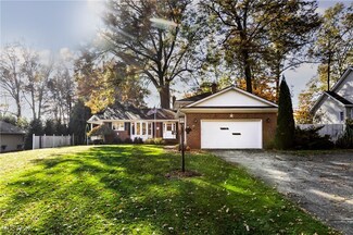 83 Southwoods Ave, Youngstown, OH 44512