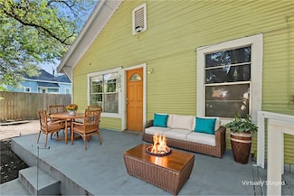 203 Pierce St, Bryan, TX 77803
