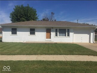 508 High School Dr, Edinburgh, IN 46124