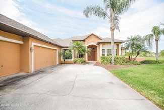4068 Gardenwood Cir, Grant, FL 32949