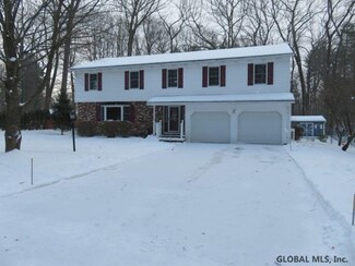 141 Chancellor Dr, Guilderland, NY 12084