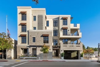 229 Hope St, Mountain View, CA 94041