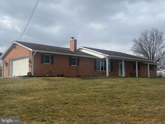 6228 Hager Rd, Greencastle, PA 17225