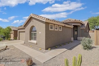 17584 W Desert View Ln, Goodyear, AZ 85338