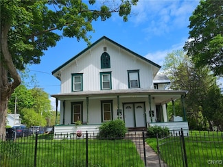 612 Barnes Ave, Syracuse, NY 13207