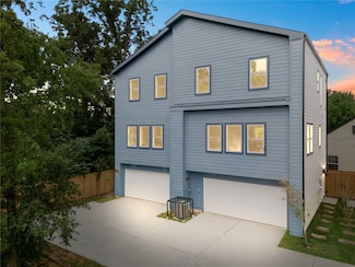 891 Lucky St Unit B, Houston, TX 77088