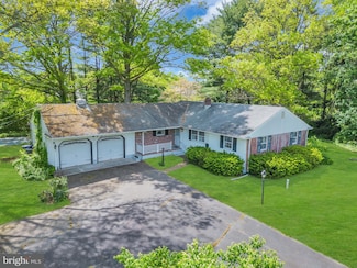 521 Meadowyck Ln, Southampton, NJ 08088