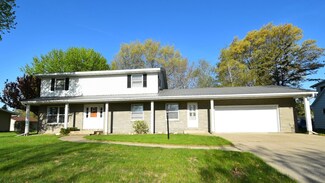 536 3rd Ave S, Wanamingo, MN 55983