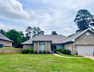 102 Dogwood Cir, Daingerfield, TX 75638