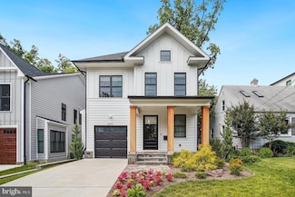 4519 Chestnut St, Bethesda, MD 20814