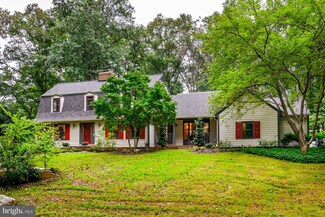 6707 Colewood Estates Rd, Clifton, VA 20124