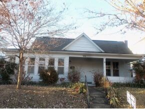 102 W Poplar St, Johnson City, TN 37604