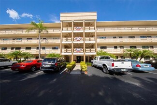 6070 80th St N Unit 108, Saint Petersburg, FL 33709