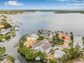 1819 Bayou Grande Blvd NE, Saint Petersburg, FL 33703