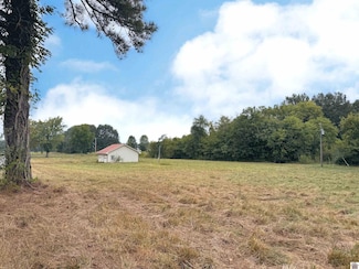 505 5th St, Hazel, KY 42049