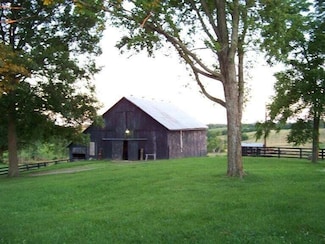 1455-B Irvine Rd, Winchester, KY 40391