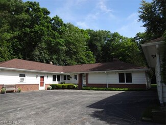 35126 Cannon Rd, Chagrin Falls, OH 44022