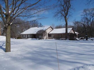 4312 Squires Green, Richmond, IL 60071