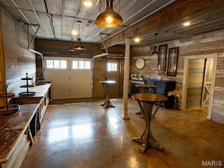 201 W Church St, Bowling Green, MO 63334