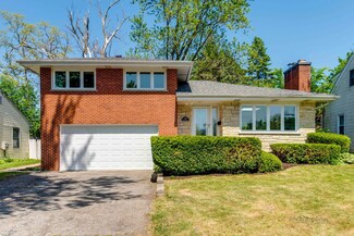 336 Meadow Ln, Lake Zurich, IL 60047
