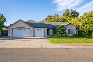 2678 Queens Way, Redding, CA 96001