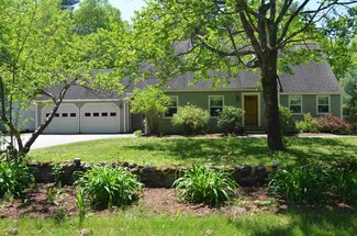 92 Galloping Hill Rd, Contoocook, NH 03229