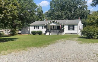 2019 Storys Creek Rd, Alton, VA 24520