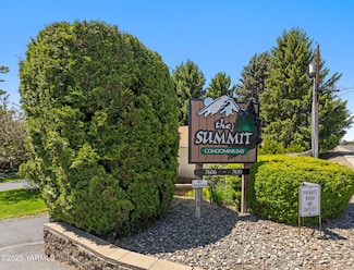 7610 Summitview Ave Unit 1, Yakima, WA 98908