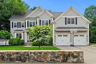 84 Hancock St, Lexington, MA 02420