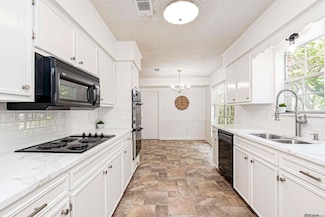 912 N Coventry Dr, Baton Rouge, LA 70808