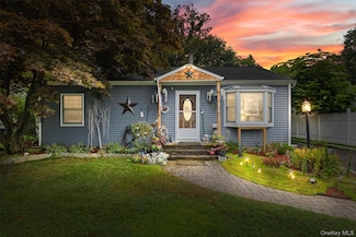 17 Perry Rd, Cornwall, NY 12518