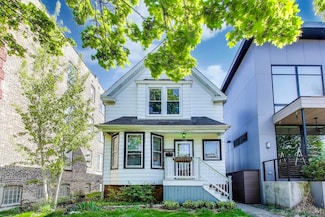 1725 W Farragut Ave, Chicago, IL 60640