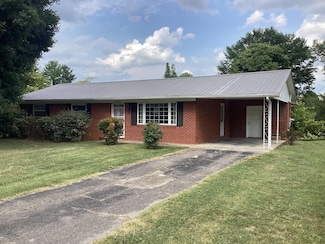511 Spruce St, Morristown, TN 37813