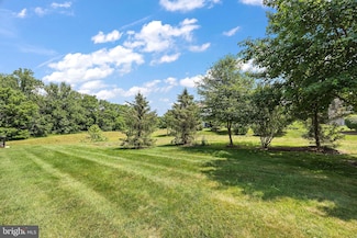 184 Penns Manor Dr, Kennett Square, PA 19348