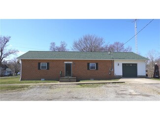 313 Erie St, Bowerston, OH 44695