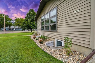 1416 Dick Dr, Aberdeen, SD 57401